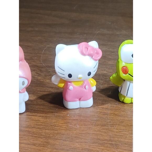HELLO KITTY Figure Lot Of 5 - Picture 4 of 11